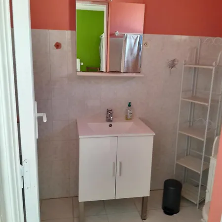 Les Olivier Apartament *